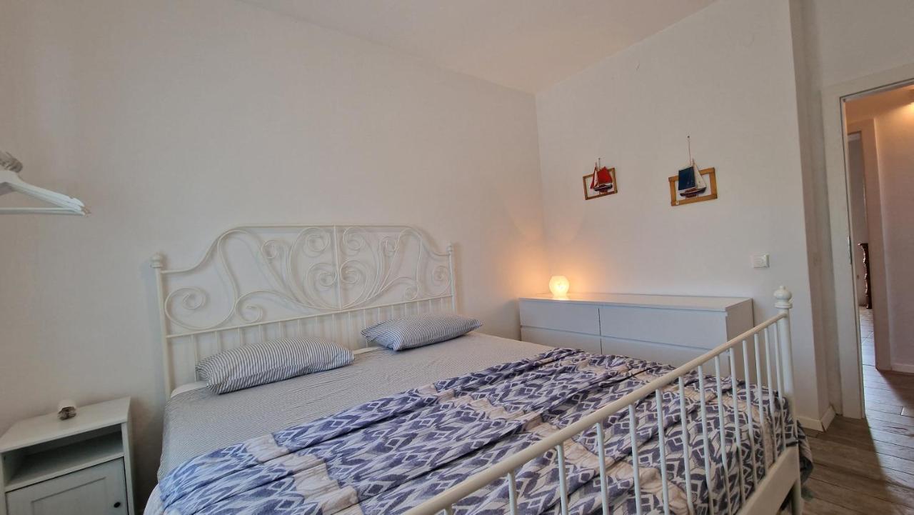 Golden Sunset Apps Apartment Ceprljanda Luaran gambar